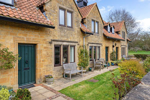 Photo 7- click for photo gallery